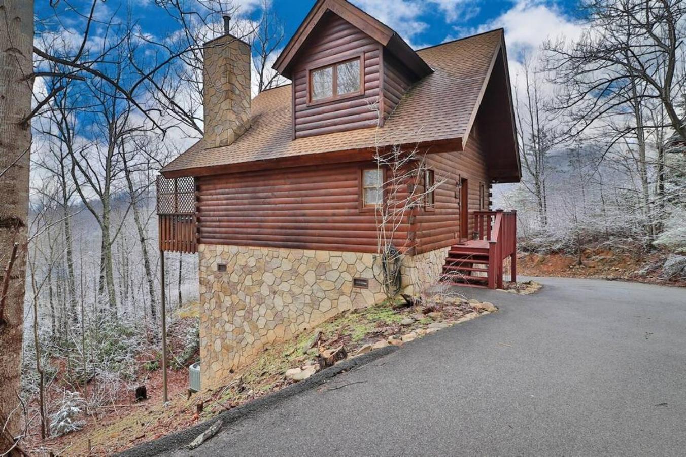 Romantic, Honeymoon Cabin In The Smokies! Gatlinburg Esterno foto