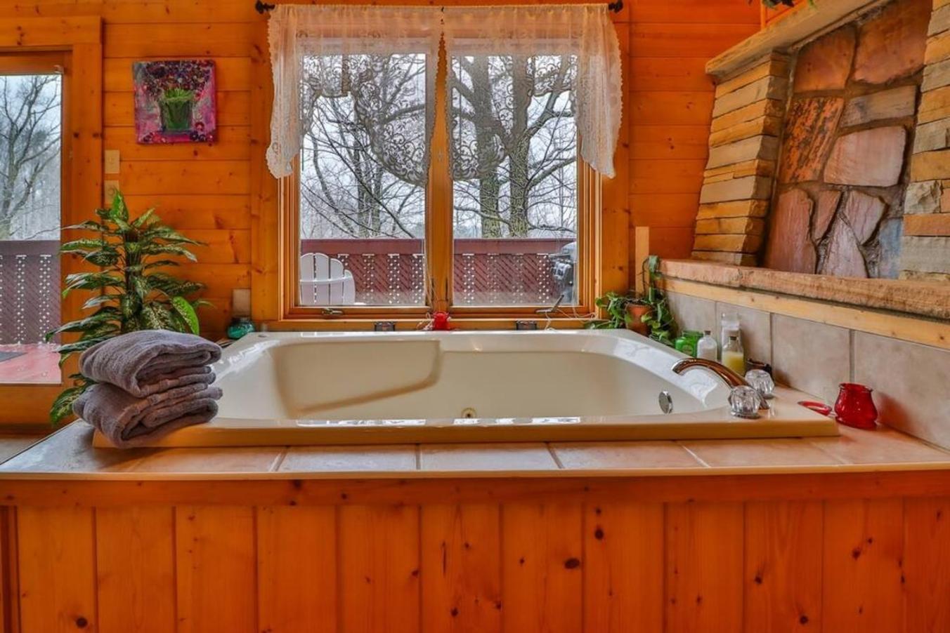 Romantic, Honeymoon Cabin In The Smokies! Gatlinburg Esterno foto