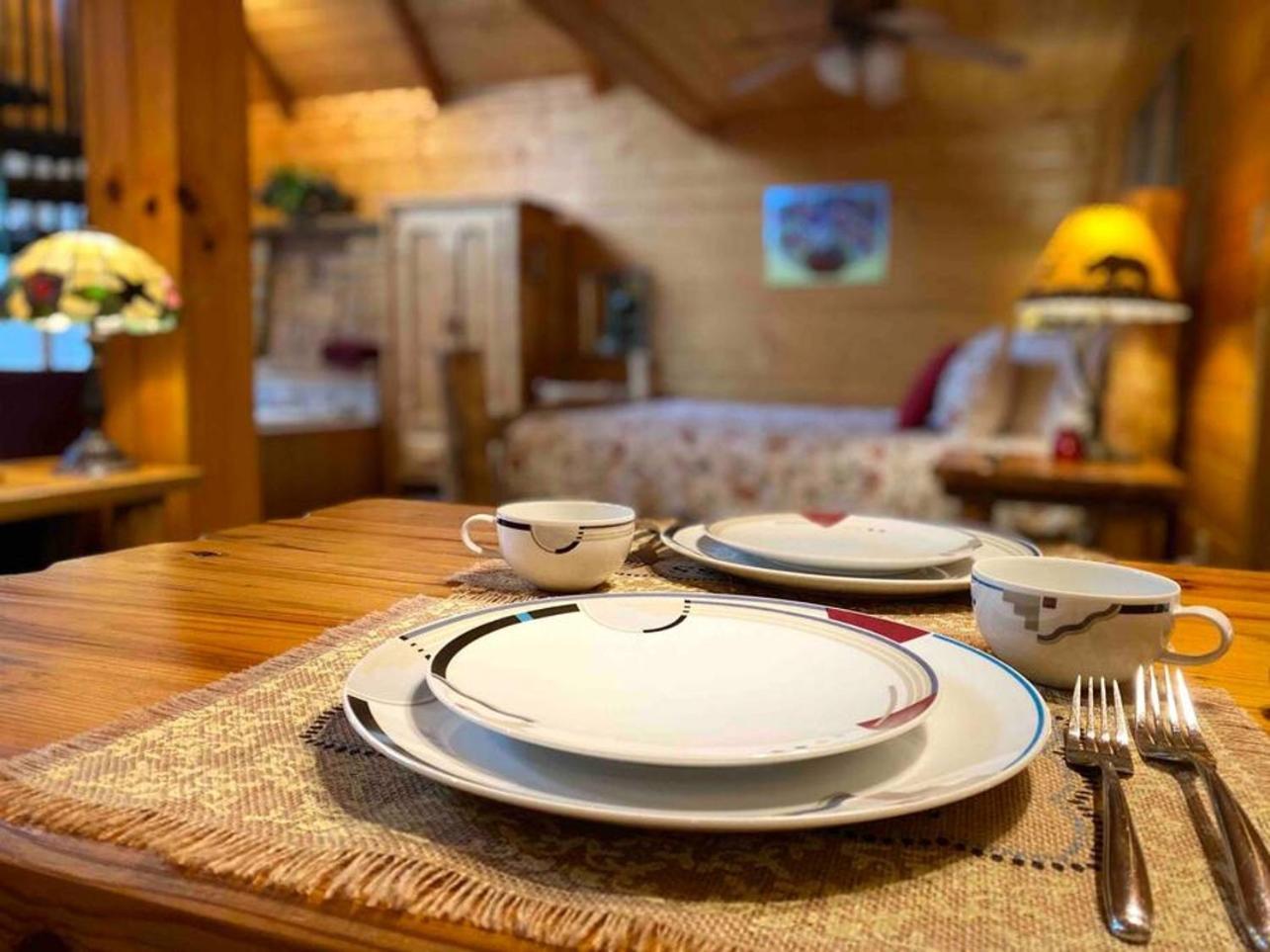 Romantic, Honeymoon Cabin In The Smokies! Gatlinburg Esterno foto