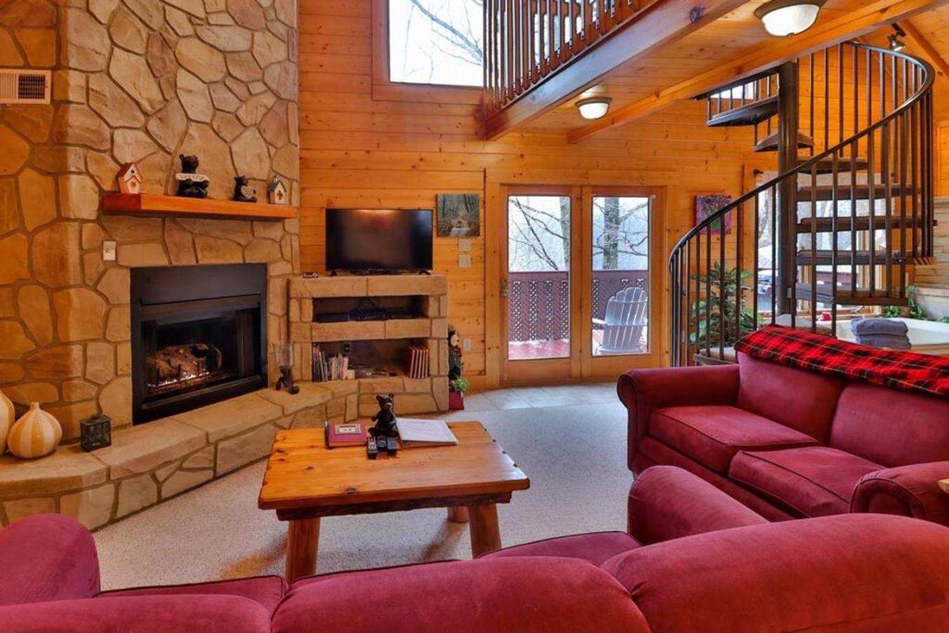 Romantic, Honeymoon Cabin In The Smokies! Gatlinburg Esterno foto