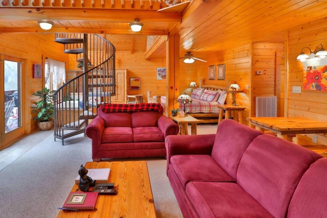 Romantic, Honeymoon Cabin In The Smokies! Gatlinburg Esterno foto