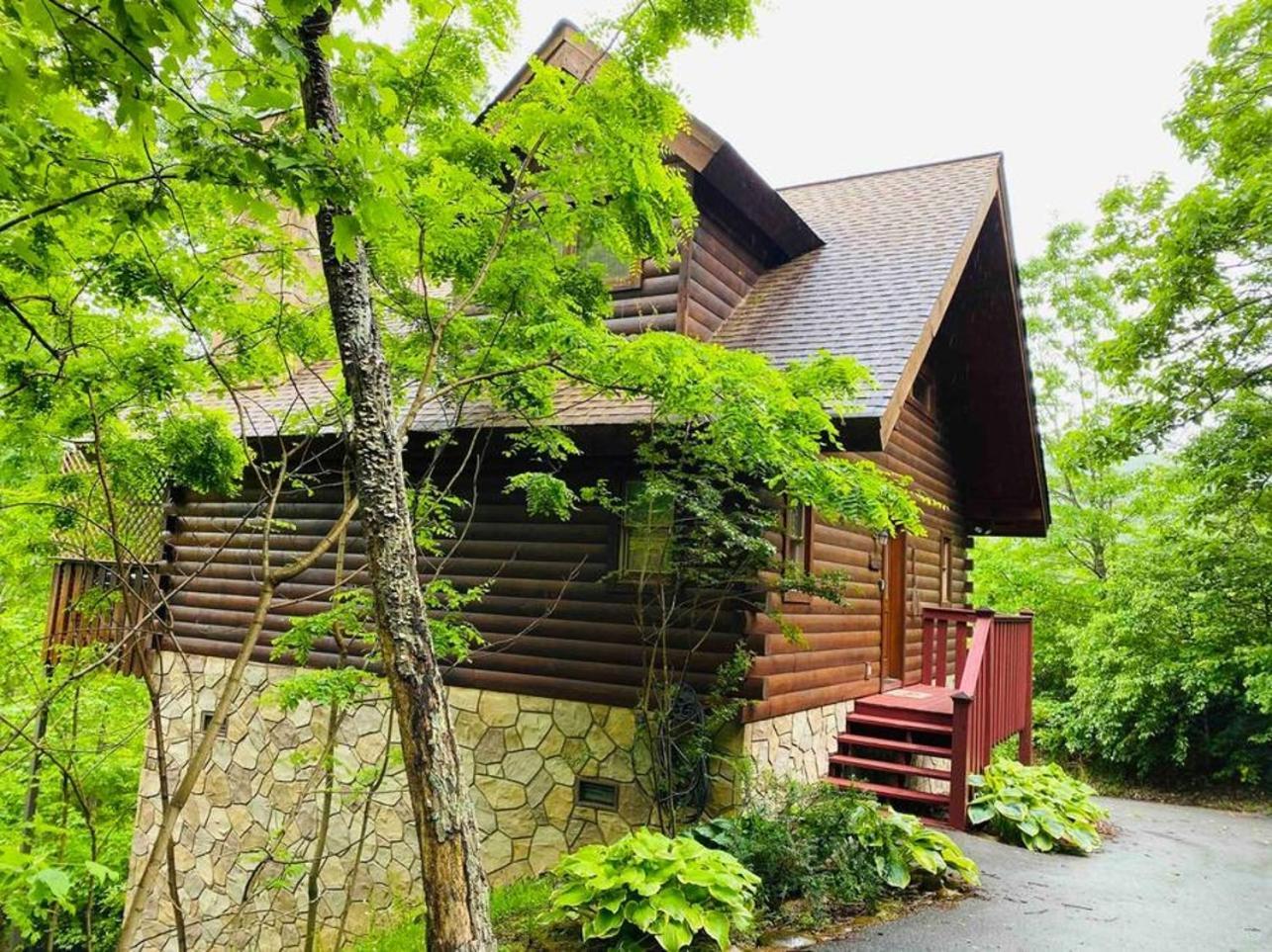 Romantic, Honeymoon Cabin In The Smokies! Gatlinburg Esterno foto